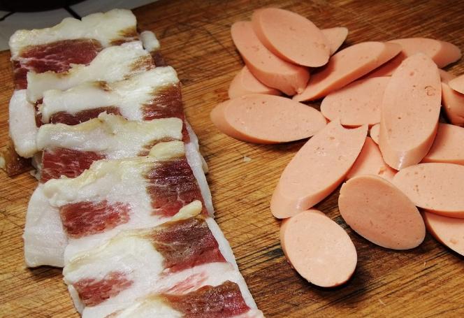 腊肉披萨可乐一杯打一正确生肖请全面2释义、解释与落实、统计解答解释落实