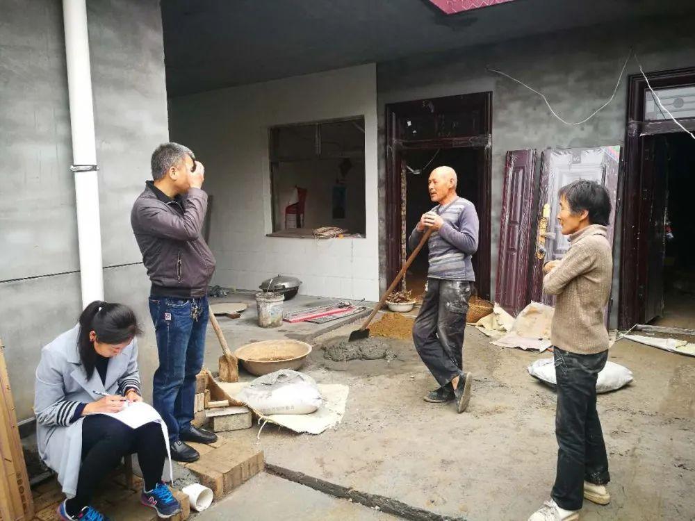 心中富有，何須跪求。雙雙燕子飛春岸打一准确生肖,警惕虚假宣传-全面释义、解释与落实、深度解答解释落实