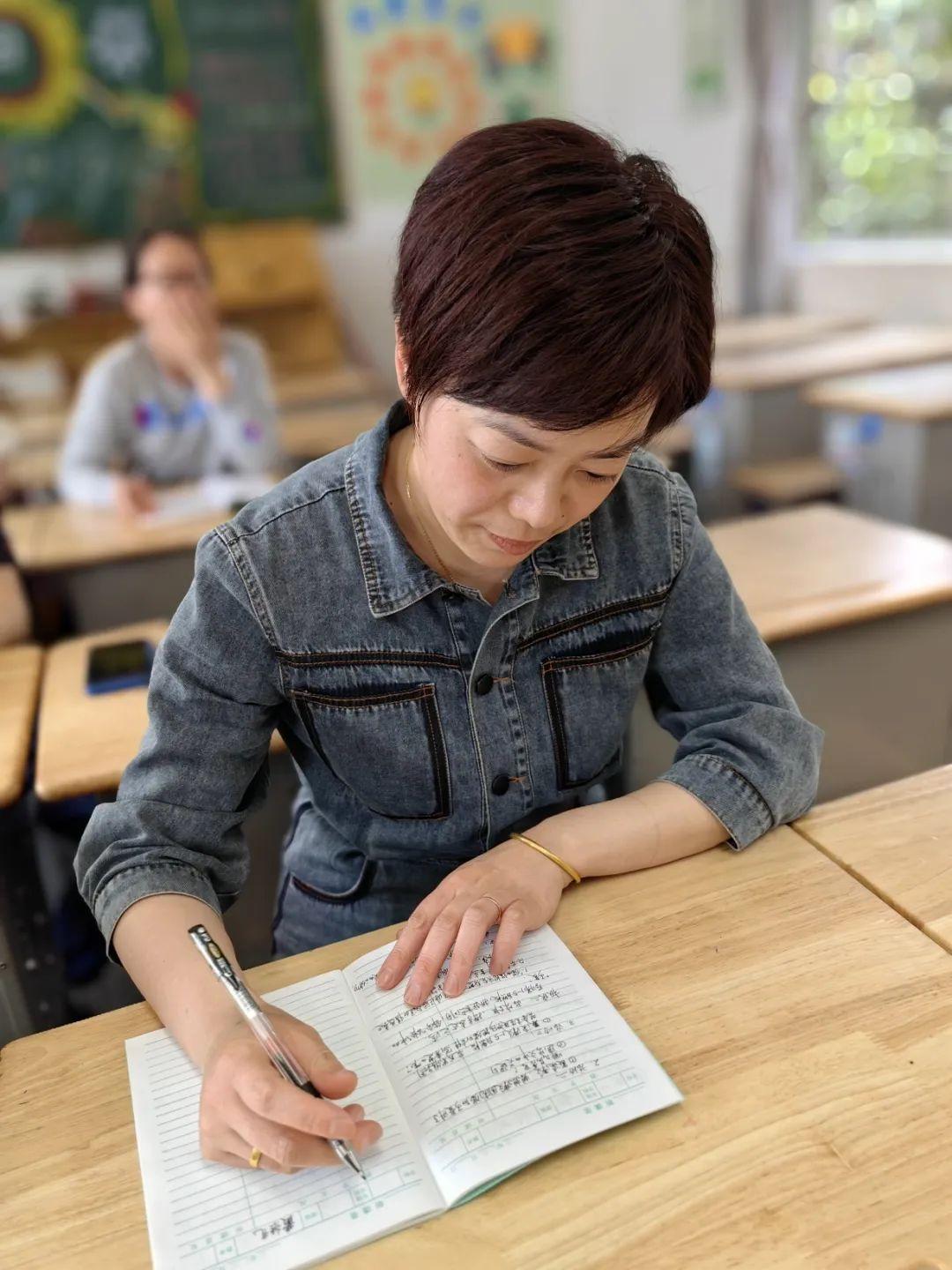 望湖楼下水如天千里炼成变女妖打一准确生肖，全面释义、构建解答解释落实